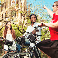 Barcelona Bike Tour by Barcelona CicloTour