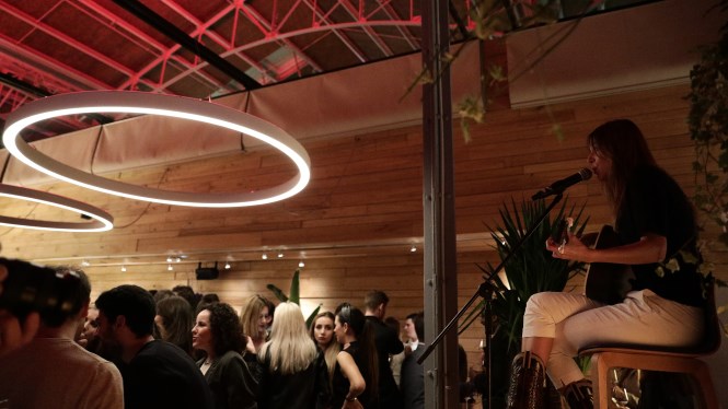 Restaurants with live music