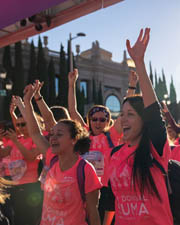 women at the Cursa de la dona