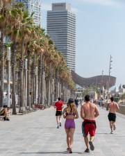 people running in the beach