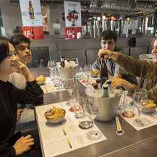 guided visit to the Fábrica Estrella Damm El Prat Barcelona